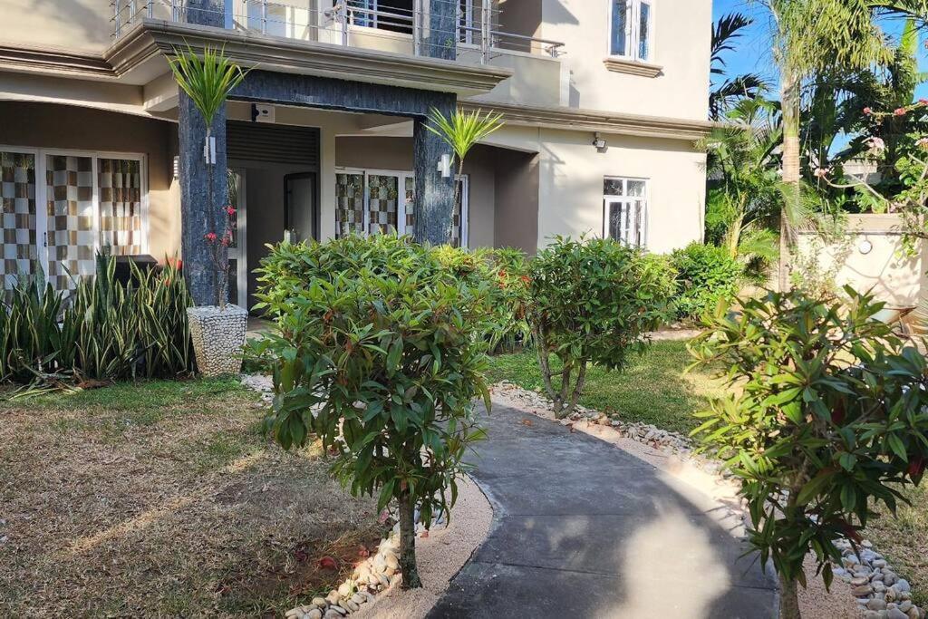 Number 9, 2Nd Floor,Pebble Bay Appartments Grand Bay Ngoại thất bức ảnh