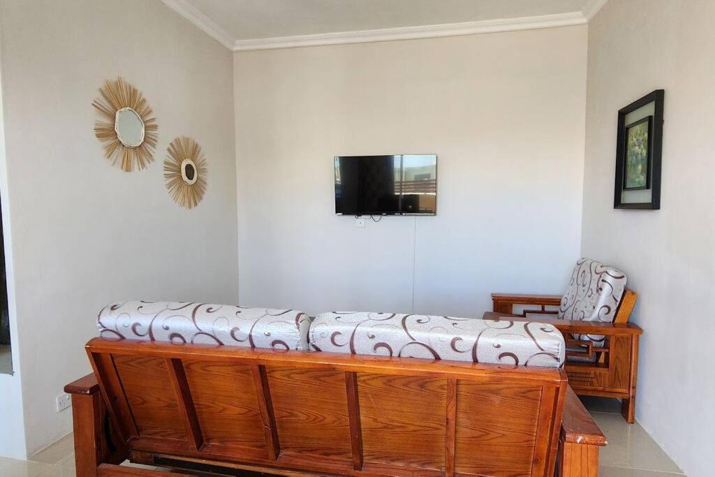 Number 9, 2Nd Floor,Pebble Bay Appartments Grand Bay Ngoại thất bức ảnh